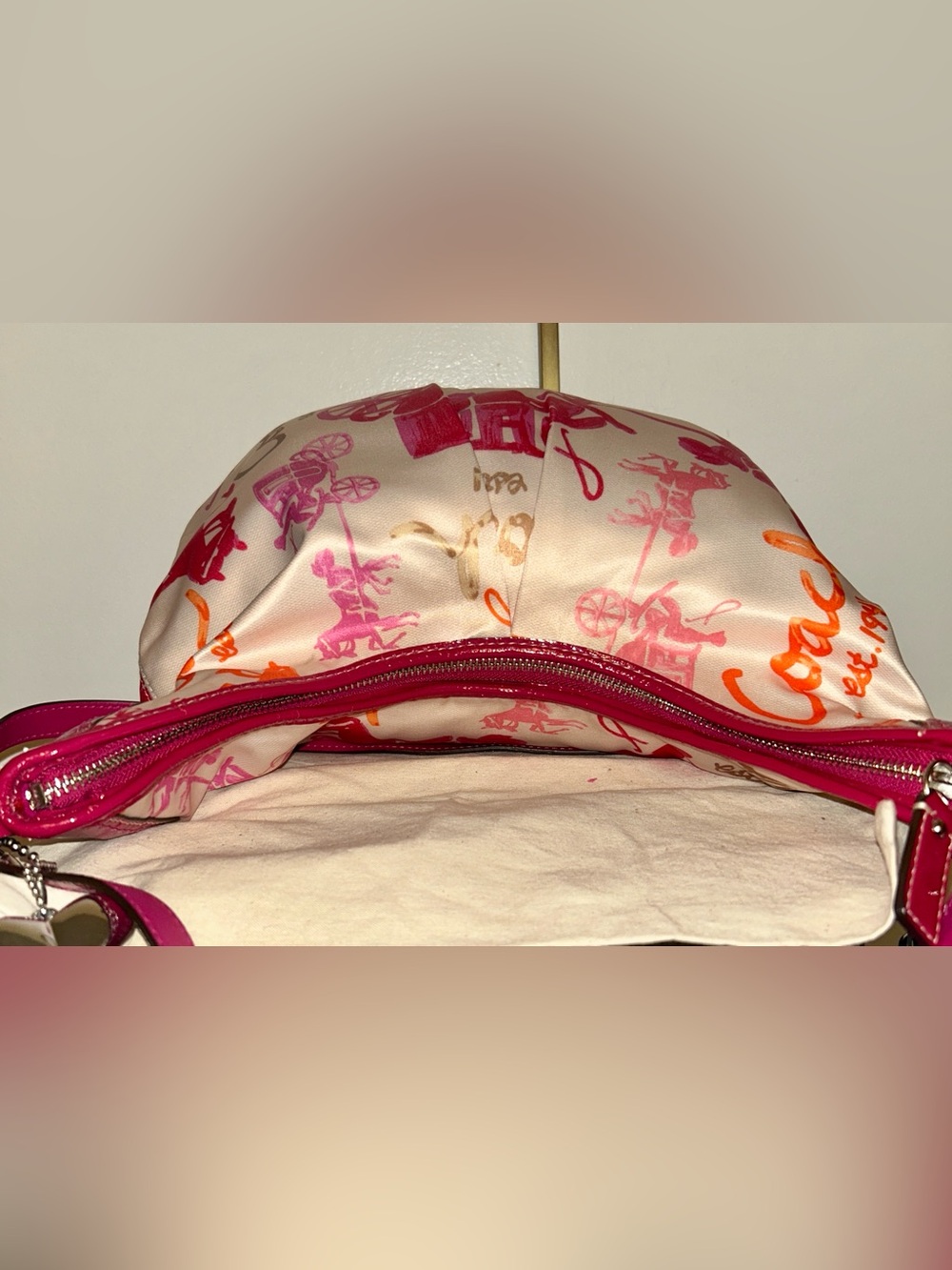Coach Horse & Carriage Pleated Sateen Hobo Bag. Has Original Price Tag - Picture 8 of 13